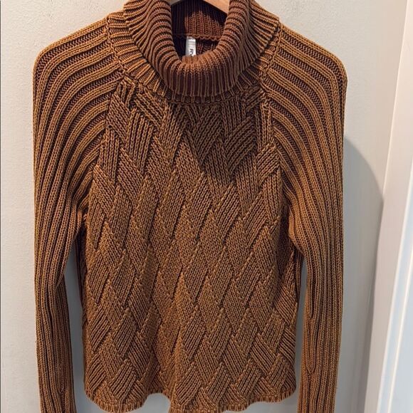 RVCA Women's Camel Criss Cross  Cotton Knit Sweater size Small - Picture 1 of 10
